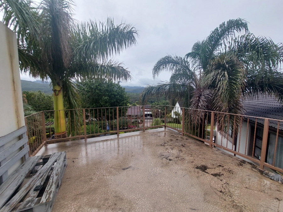 5 Bedroom Property for Sale in Denver Park Western Cape